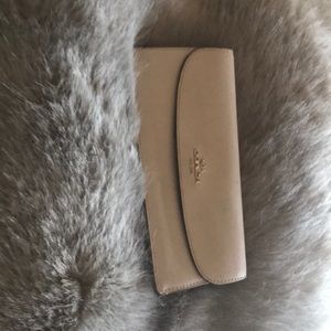 Coach cream leather wallet